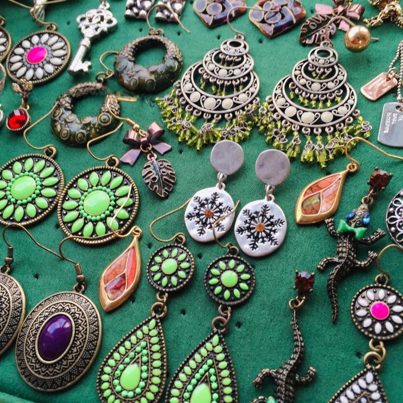 Retro Exquisite Carved Floral  - đánh giá và giá Ethnic Fashion Designers